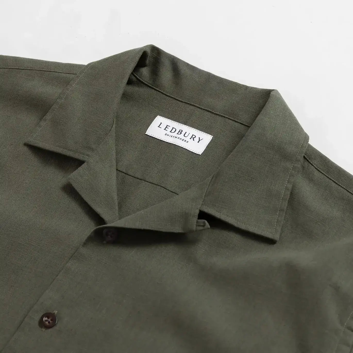 Olive Sandoval camp collar detail - Ledbury open notched collar short sleeve shirt