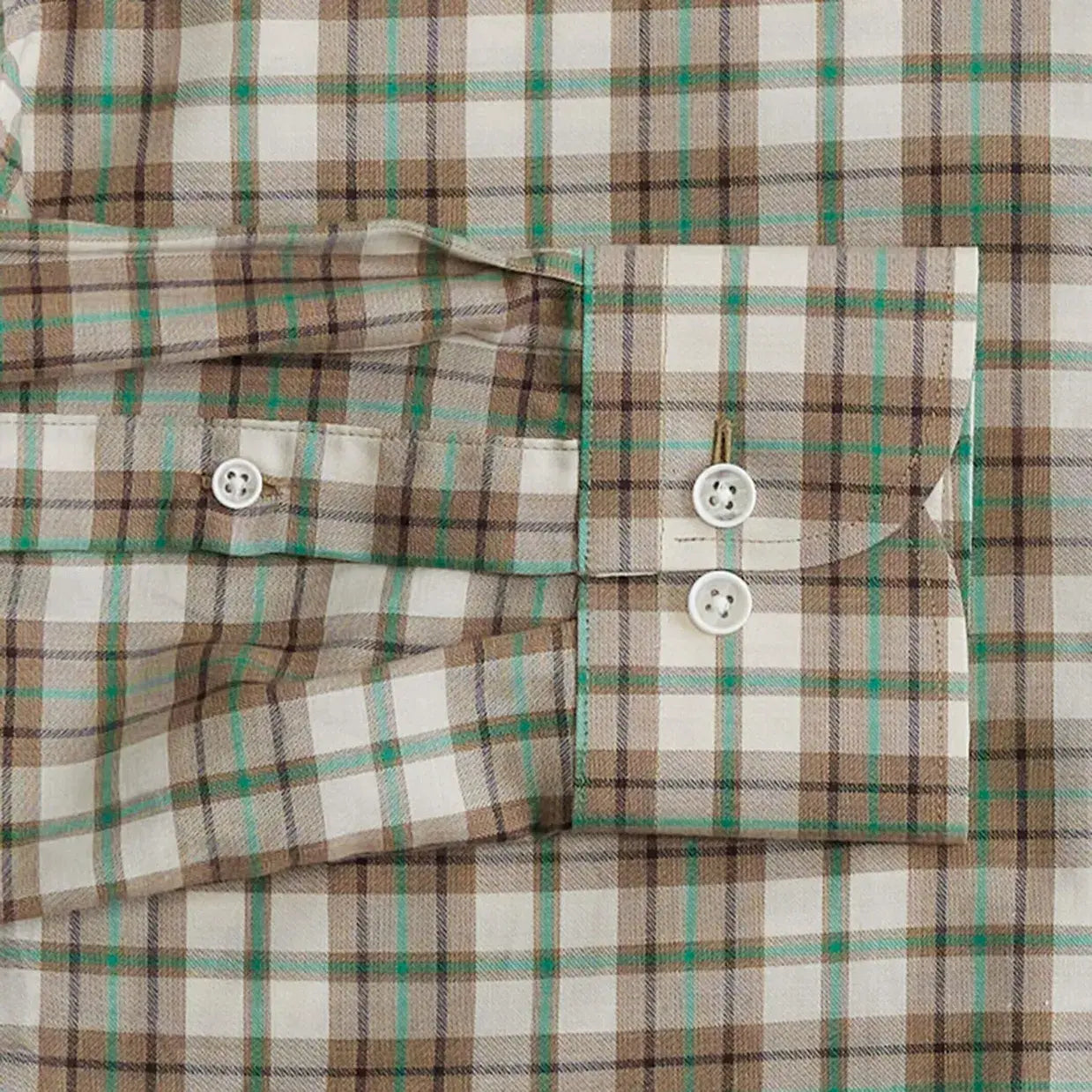 Bradford Plaid shirt double-button barrel cuff detail - white rim reinforced buttons
