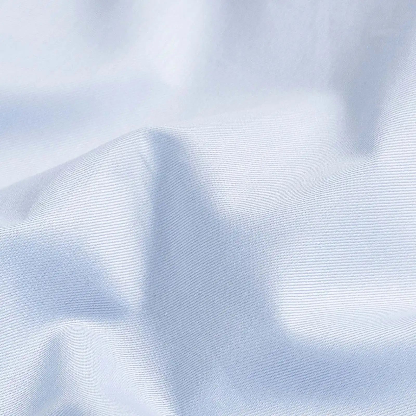 Signature fine twill fabric in light blue - easy-care mid-weight cotton