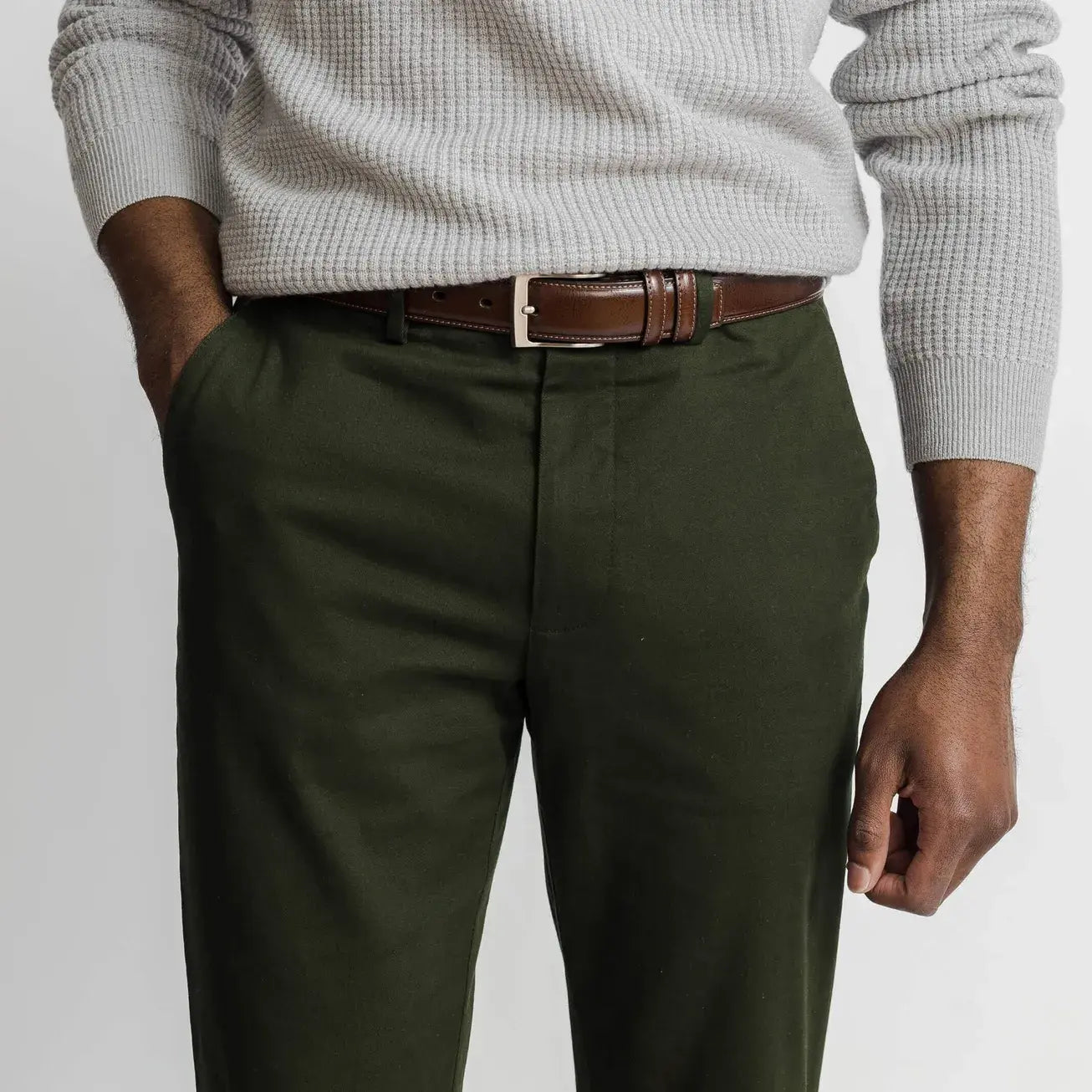 Men's forest green chino pants close-up - Richmond fit tailored style