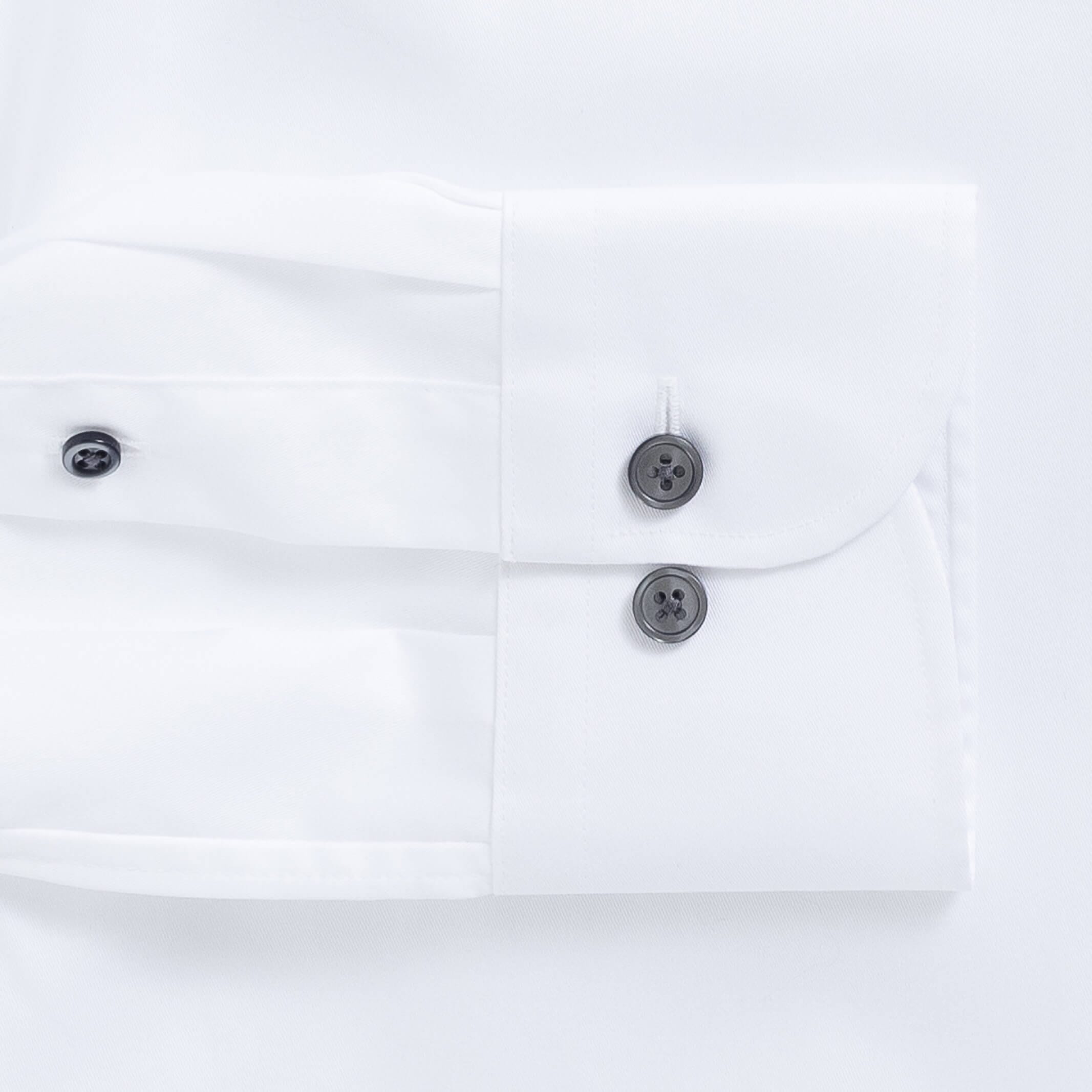 White shirt sleeve with smoke button cuff - lightweight fine twill detail