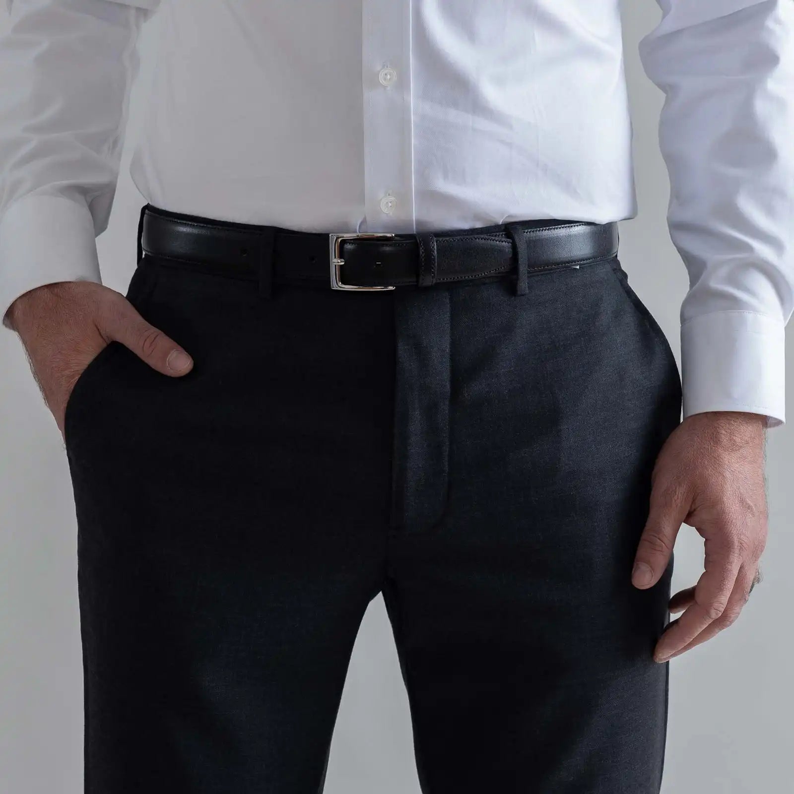 Ledbury Charcoal Richmond Custom Dress Pant — close-up of 100% wool dress pant twill fabric at the waist 