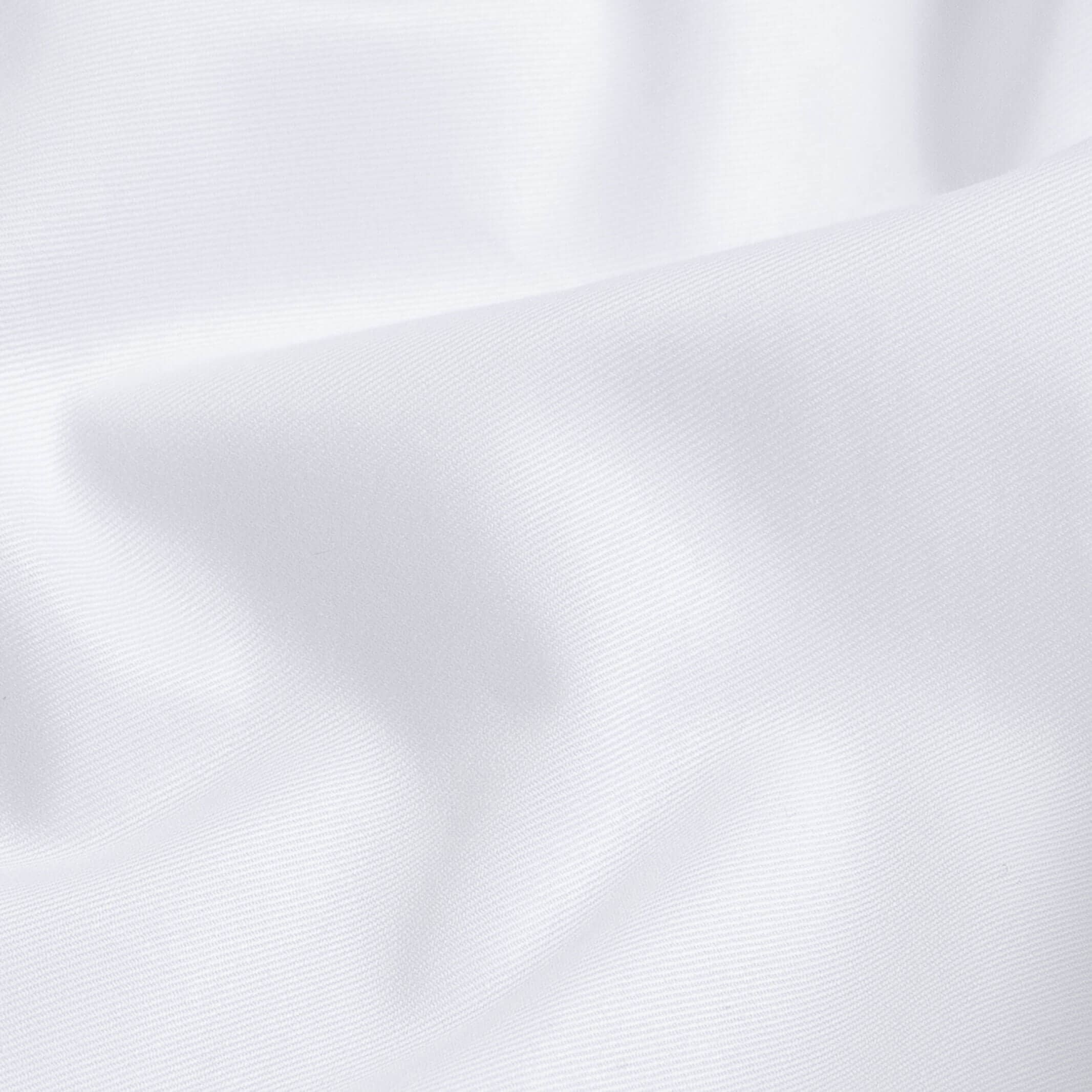 Signature fine twill fabric in white - easy-care mid-weight cotton