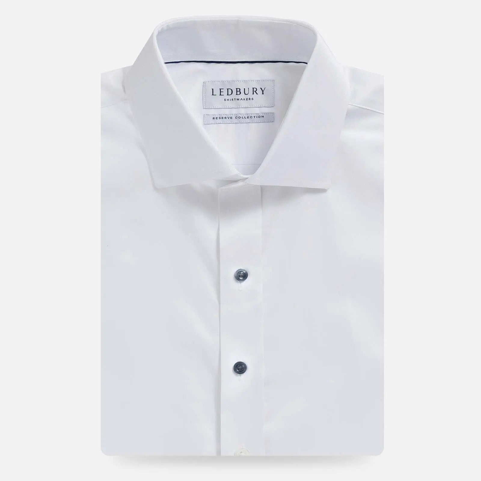 White dress shirt with navy buttons - Signature fine twill custom fit