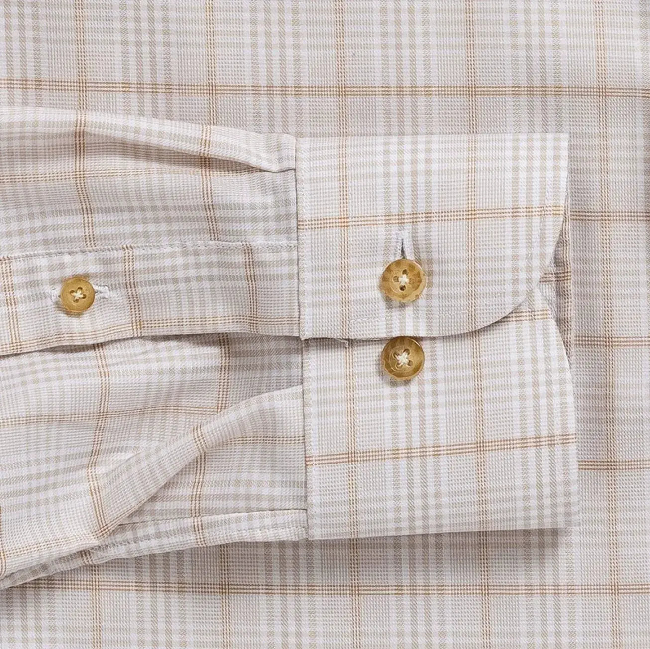 Coventry Comfort Stretch shirt sleeve detail - wheat plaid pattern with horn buttons